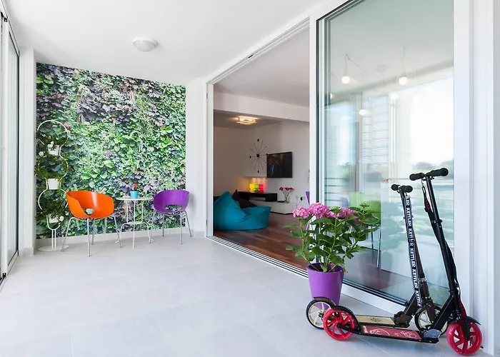 דירה White Towers Residences