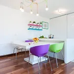 Apartment White Towers Residences *