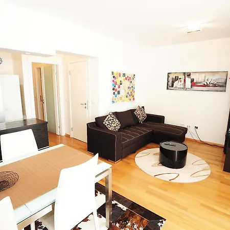 White Towers Residences Apartmán