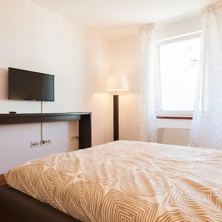 アパート White Towers Residences *